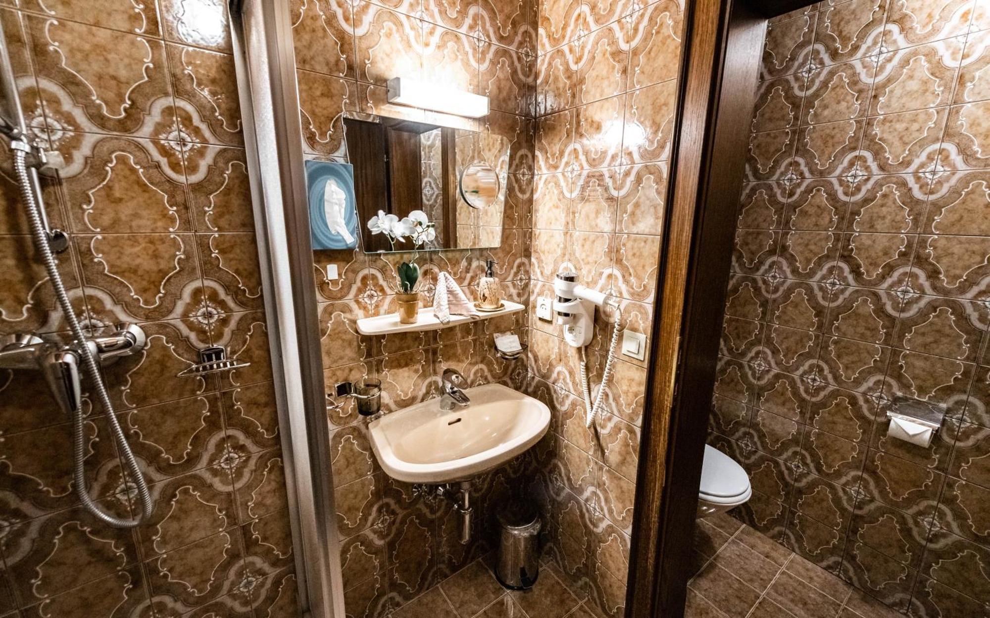 Hotel Olympia Lech am Arlberg Zimmer foto